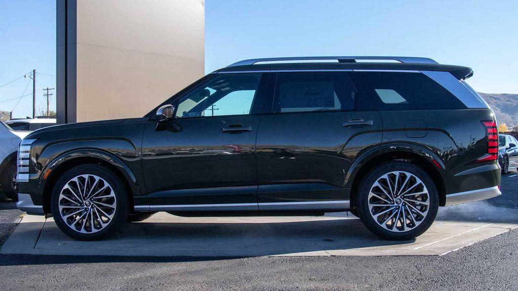 new 2026 Hyundai Palisade Hybrid car, priced at $60,125