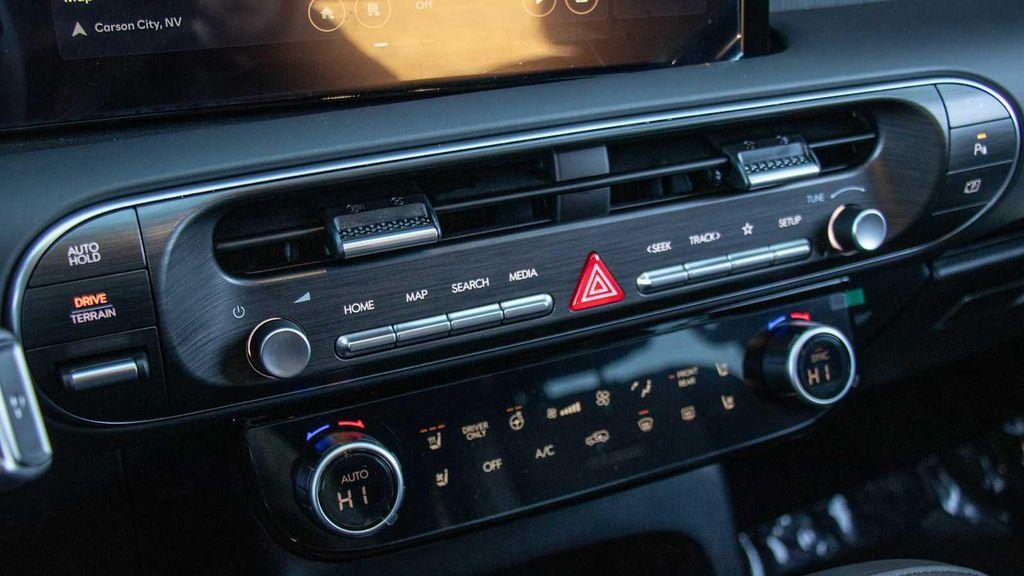 new 2026 Hyundai Palisade Hybrid car, priced at $60,125