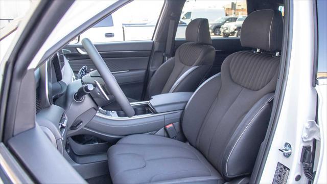 new 2025 Hyundai Venue car, priced at $25,540