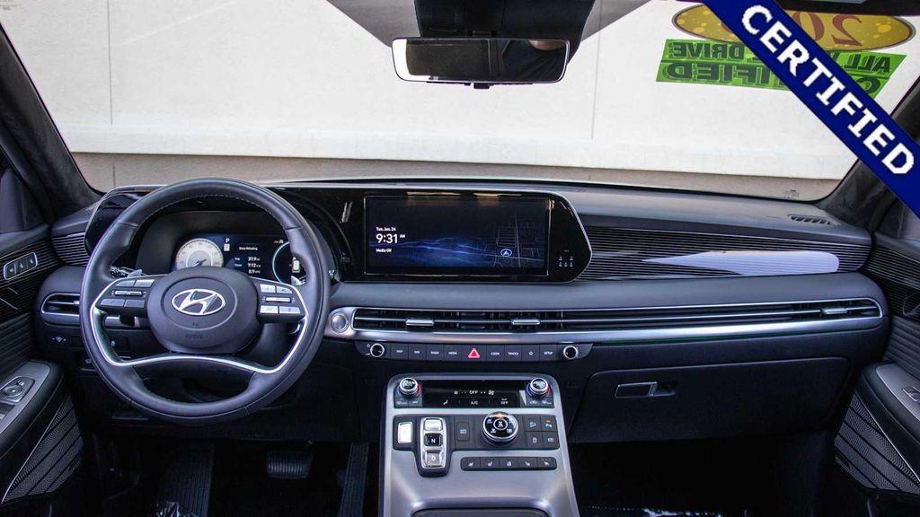 used 2025 Hyundai Palisade car, priced at $46,950
