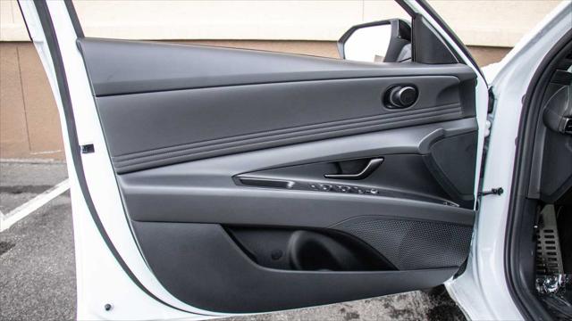 new 2025 Hyundai Elantra car, priced at $29,665