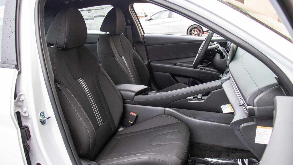 new 2025 Hyundai Elantra car, priced at $29,665