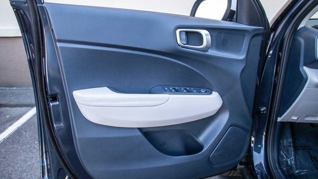 new 2025 Hyundai Venue car, priced at $24,989