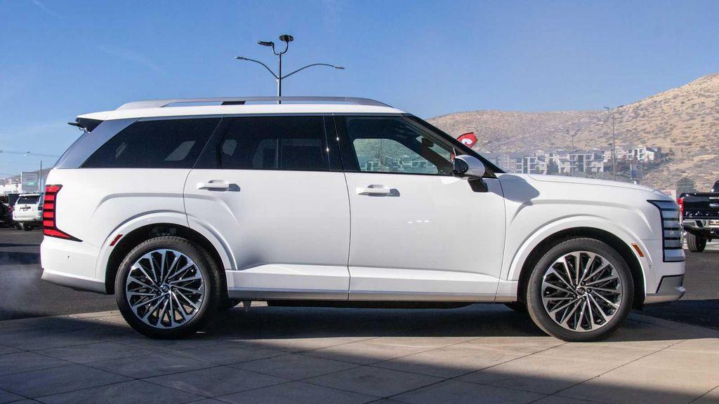 new 2026 Hyundai Palisade Hybrid car, priced at $61,360