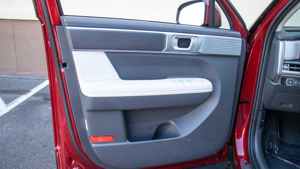 new 2025 Hyundai Santa Fe car, priced at $41,285