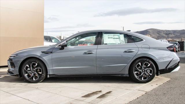 new 2025 Hyundai Sonata car, priced at $30,970