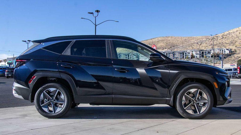 new 2026 Hyundai TUCSON Hybrid car, priced at $37,145
