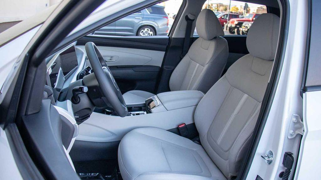 new 2026 Hyundai Tucson car, priced at $35,000