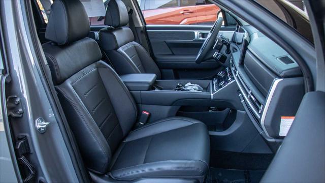 new 2025 Hyundai Santa Fe car, priced at $48,680