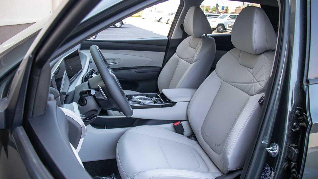 new 2025 Hyundai TUCSON Plug-In Hybrid car, priced at $41,574