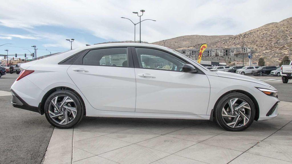 new 2025 Hyundai Elantra car, priced at $29,235