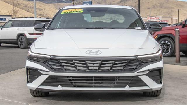 new 2025 Hyundai Elantra car, priced at $29,235