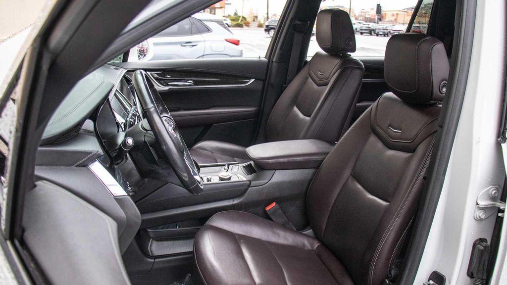 used 2020 Cadillac XT6 car, priced at $28,750