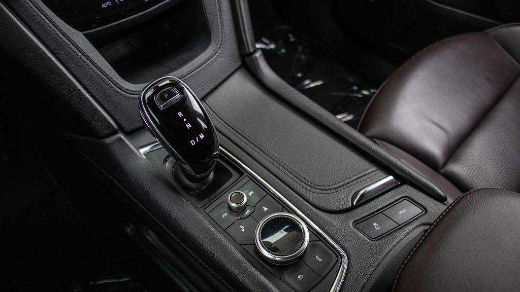 used 2020 Cadillac XT6 car, priced at $28,750