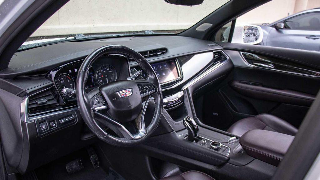 used 2020 Cadillac XT6 car, priced at $28,750