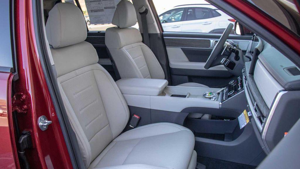 new 2025 Hyundai SANTA FE HEV car, priced at $49,813
