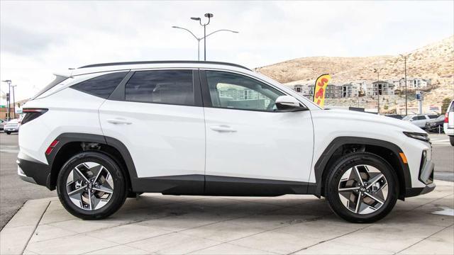 new 2025 Hyundai Tucson Hybrid car, priced at $38,720