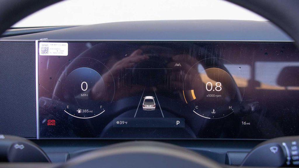 new 2025 Hyundai SANTA CRUZ car, priced at $34,820