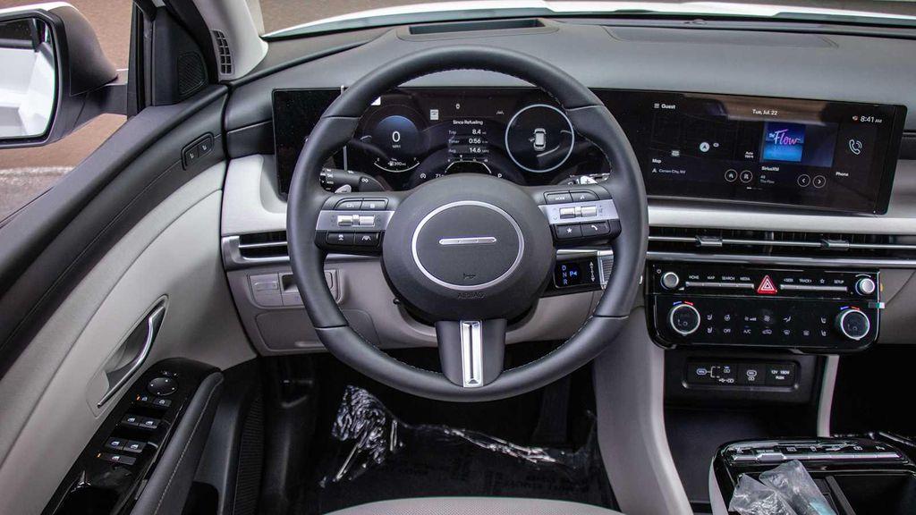 new 2025 Hyundai Tucson car, priced at $41,038