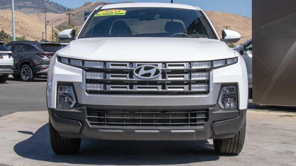 new 2025 Hyundai SANTA CRUZ car, priced at $30,582