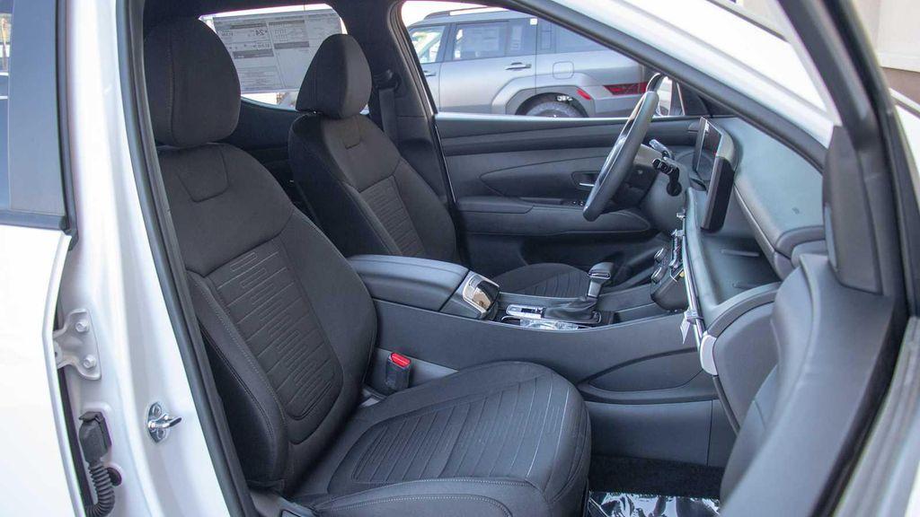 new 2025 Hyundai SANTA CRUZ car, priced at $30,582