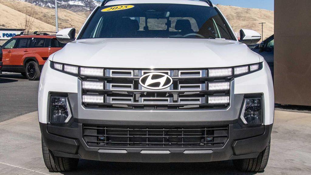 new 2025 Hyundai SANTA CRUZ car, priced at $34,820