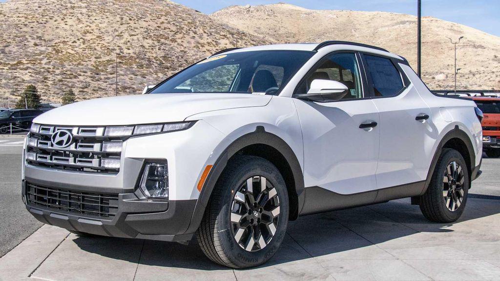 new 2025 Hyundai SANTA CRUZ car, priced at $34,820