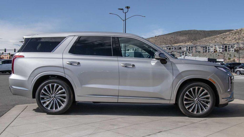 new 2025 Hyundai Palisade car, priced at $53,370