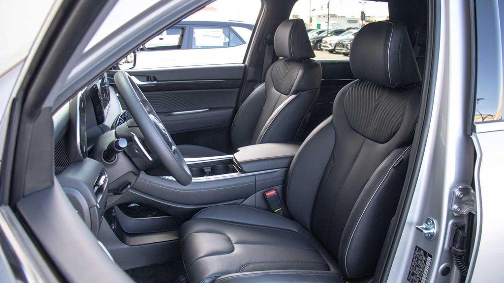 new 2025 Hyundai Palisade car, priced at $53,370