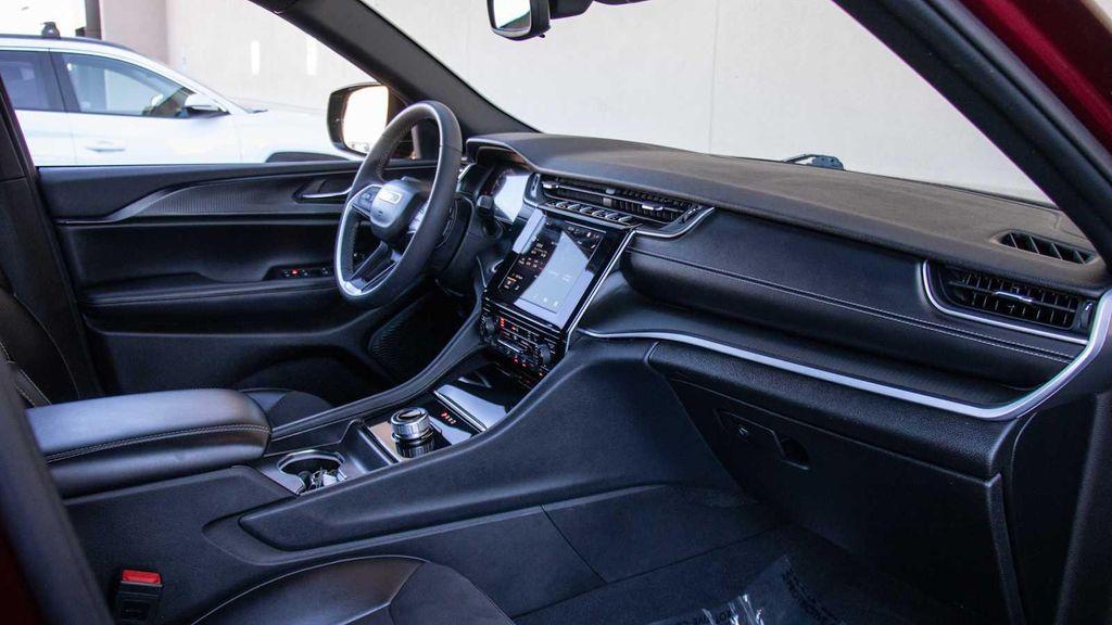 used 2024 Jeep Grand Cherokee car, priced at $29,750