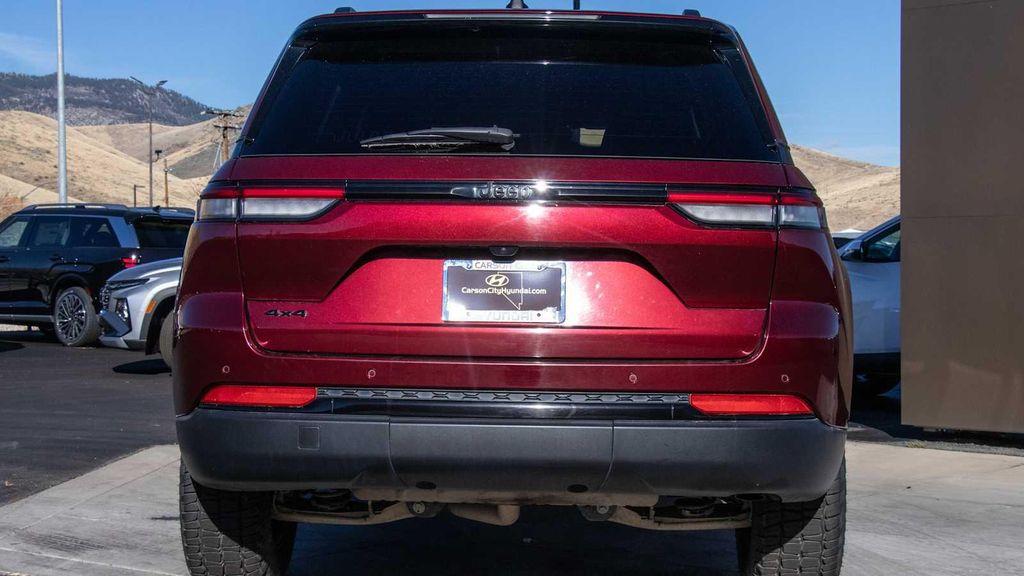 used 2024 Jeep Grand Cherokee car, priced at $29,750