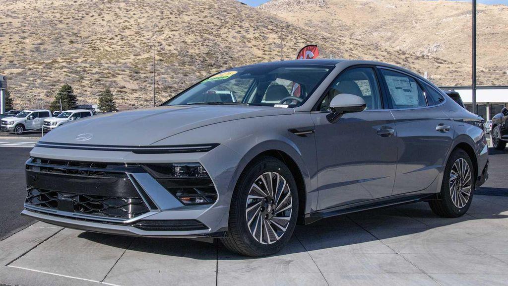 new 2026 Hyundai Sonata Hybrid car, priced at $33,785