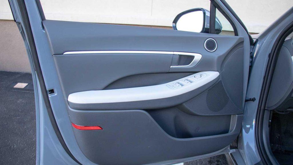 new 2026 Hyundai Sonata Hybrid car, priced at $33,785