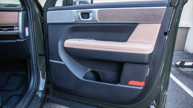 new 2025 Hyundai Santa Fe car, priced at $48,680