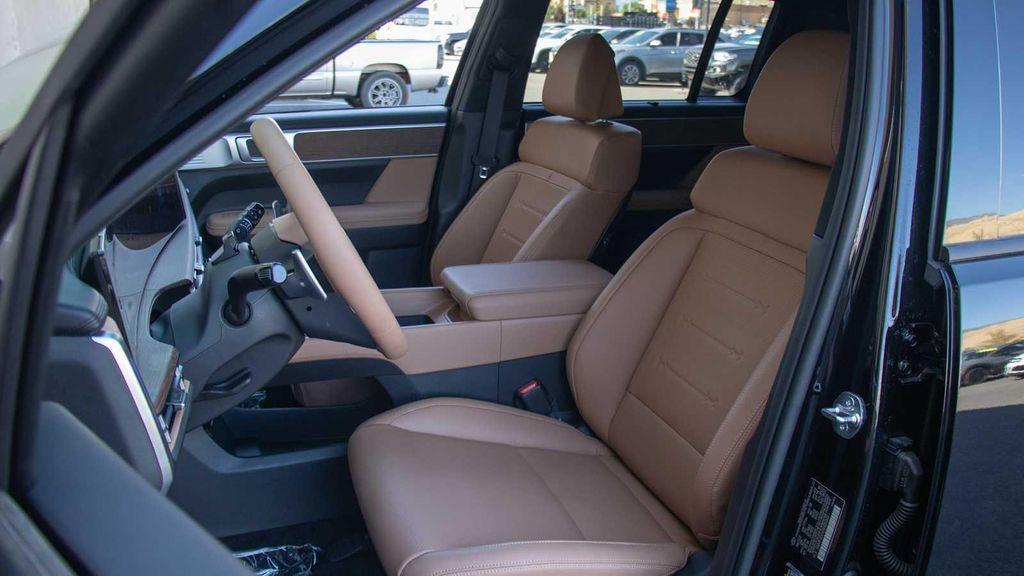 new 2025 Hyundai Santa Fe car, priced at $46,732