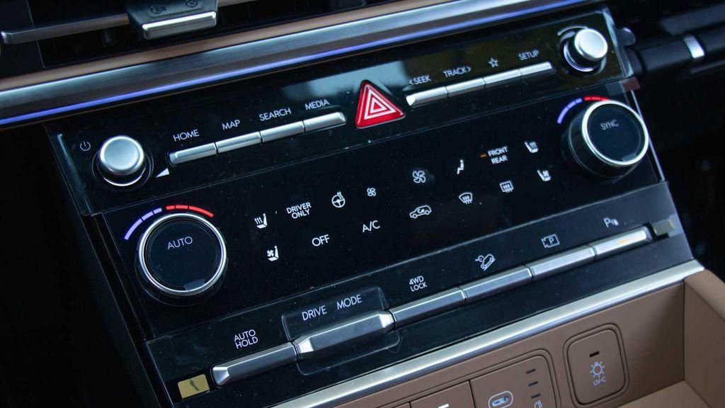 new 2025 Hyundai Santa Fe car, priced at $46,732