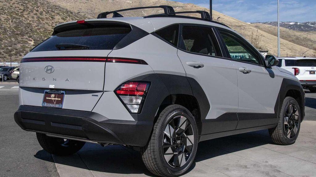 new 2025 Hyundai Kona car, priced at $28,892