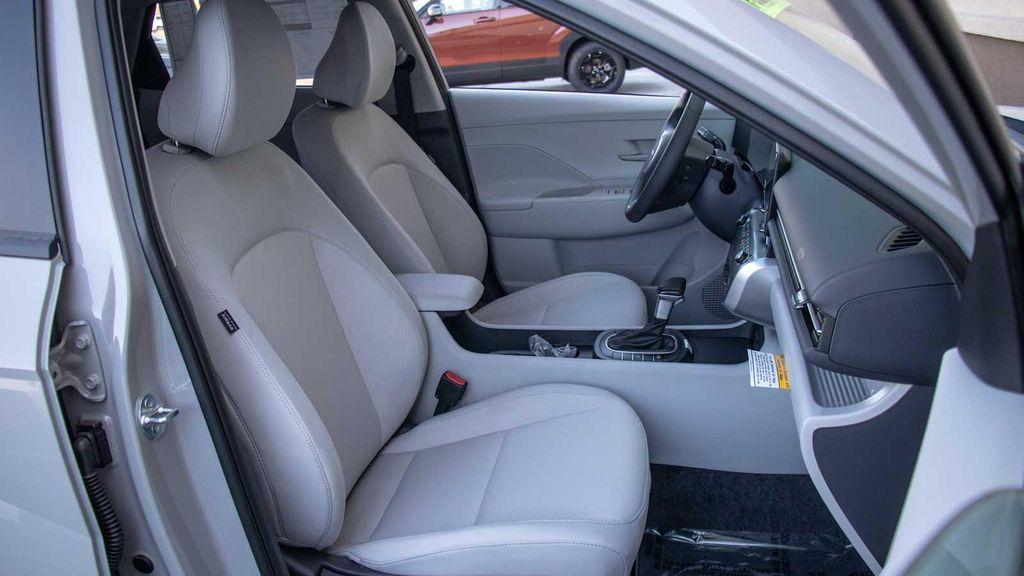 new 2025 Hyundai Kona car, priced at $28,892