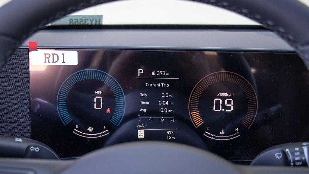 new 2025 Hyundai Kona car, priced at $28,892