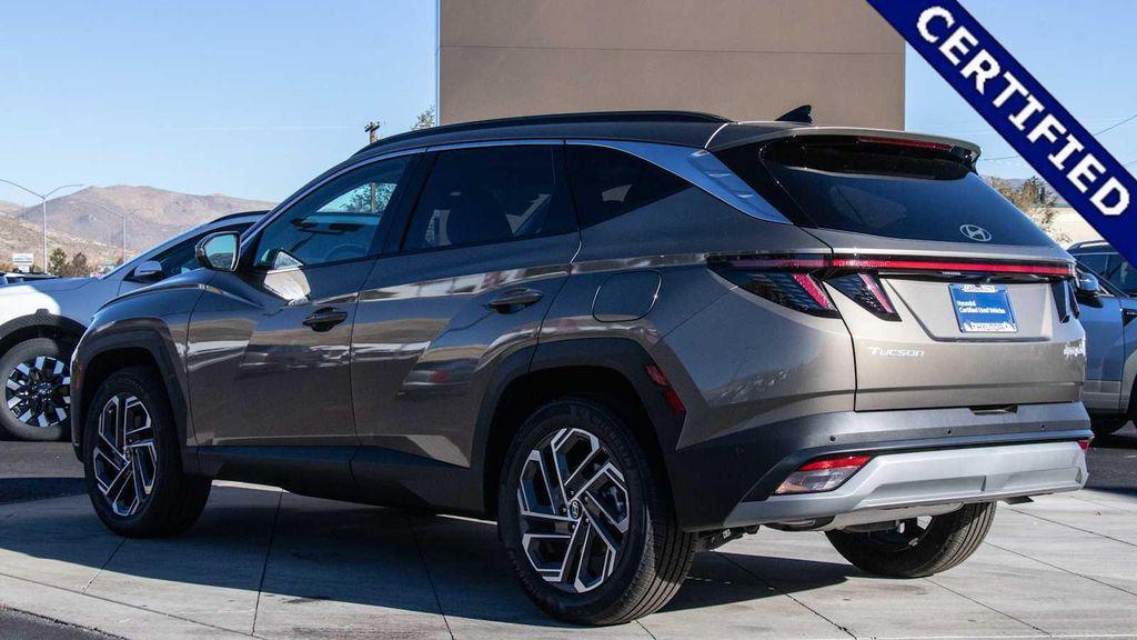 used 2025 Hyundai TUCSON Hybrid car, priced at $35,450