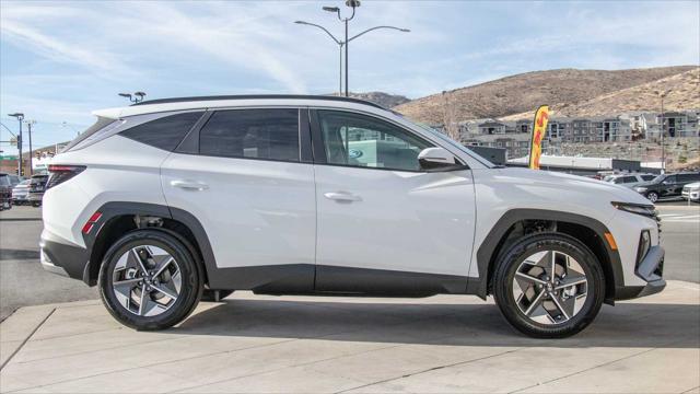 new 2025 Hyundai TUCSON Hybrid car, priced at $38,790