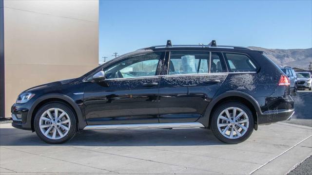 used 2018 Volkswagen Golf Alltrack car, priced at $21,950