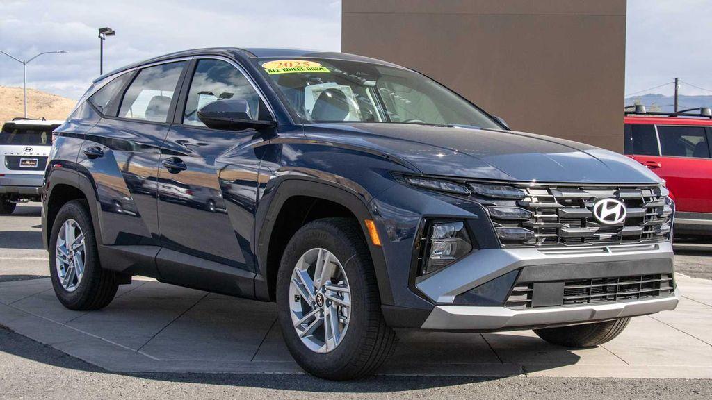 new 2025 Hyundai Tucson car, priced at $31,740