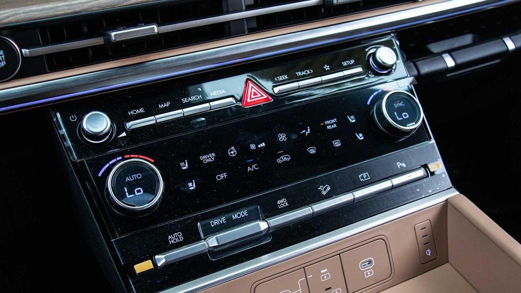 new 2026 Hyundai SANTA FE HEV car, priced at $52,765