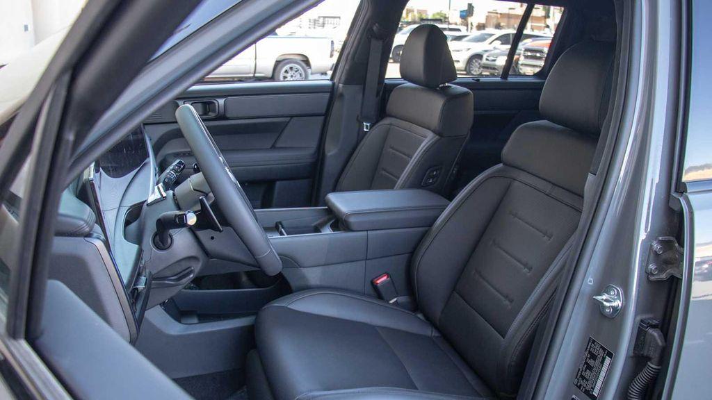 new 2025 Hyundai SANTA FE HEV car, priced at $50,398