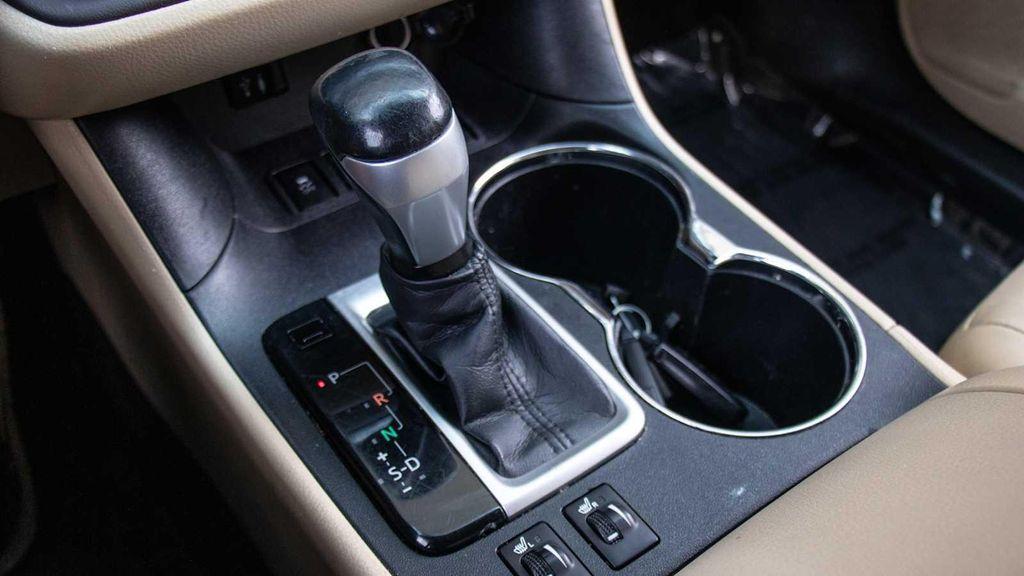 used 2015 Toyota Highlander car, priced at $19,350