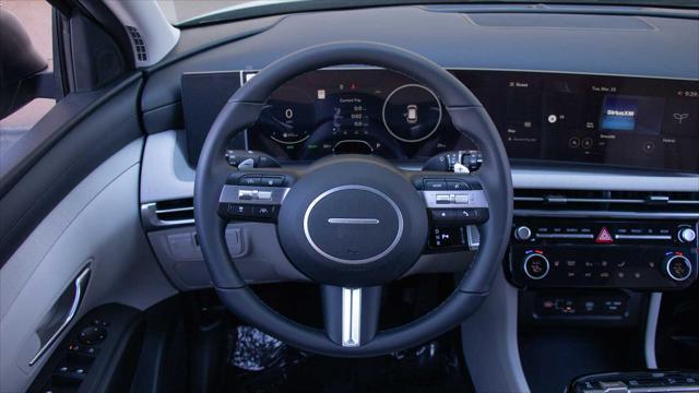 new 2025 Hyundai TUCSON Hybrid car, priced at $38,285