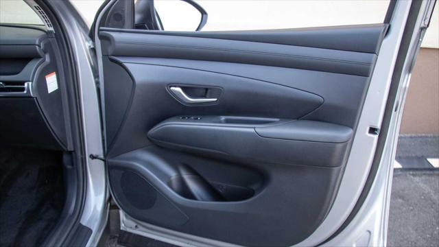 new 2025 Hyundai TUCSON Hybrid car, priced at $35,430