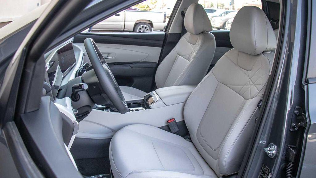 new 2025 Hyundai Tucson car, priced at $32,350
