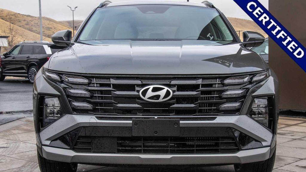 used 2025 Hyundai TUCSON Hybrid car, priced at $32,650